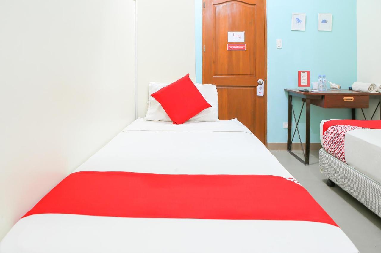 Oyo 442 Ipark Hotel Cebu Exterior photo